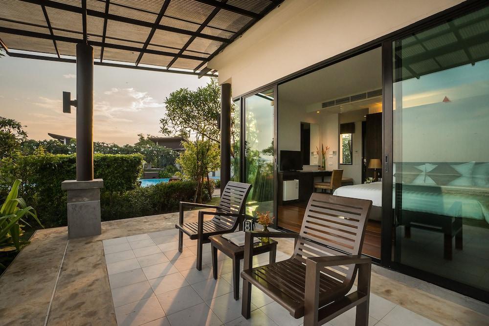 I Tara Resort & Spa Haad Chao Samran Extérieur photo